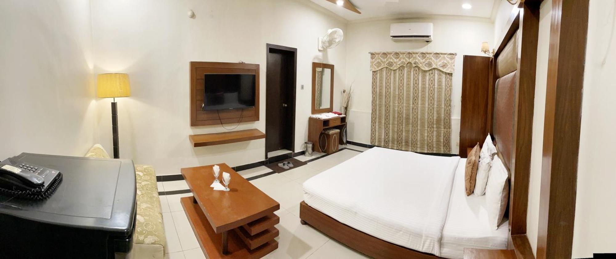 The Grand Hotel Multan Exterior photo