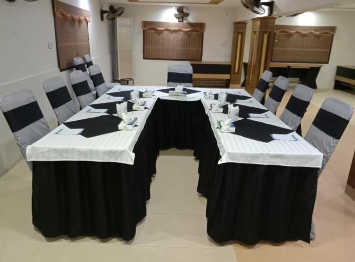 The Grand Hotel Multan Exterior photo
