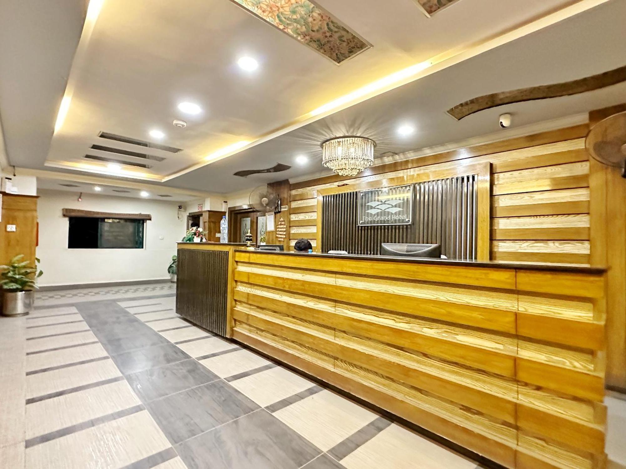 The Grand Hotel Multan Exterior photo